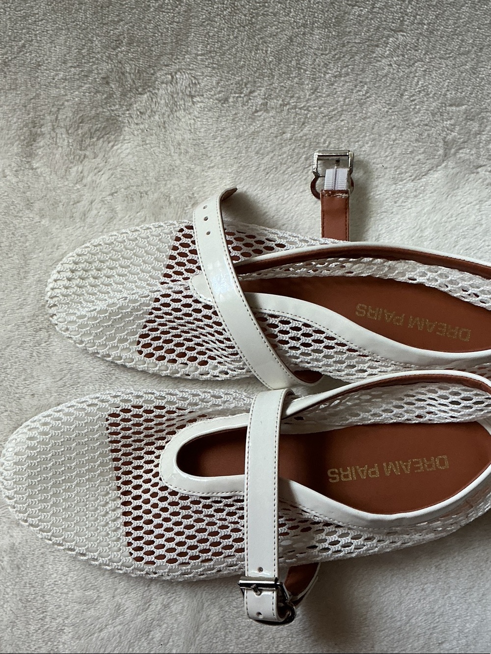 Dream Pairs White Mesh Slingback Flats - Picture 2 of 4